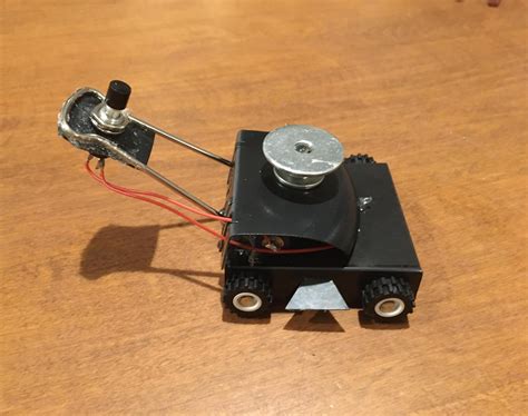 Mini Lawnmower, Mowing Your Lawn Will Never Be the Same! : 5 Steps