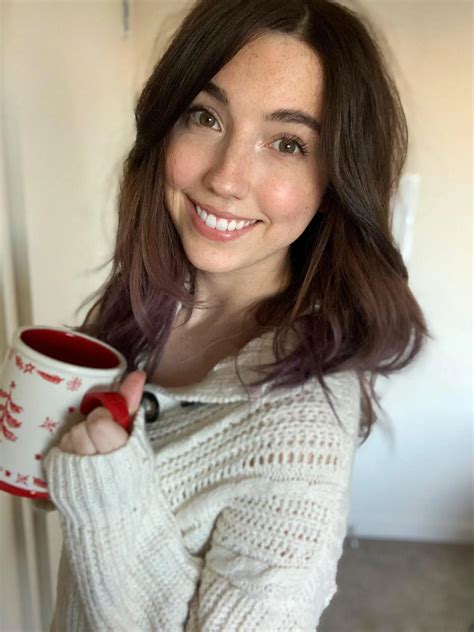 Breebunn | Scrolller