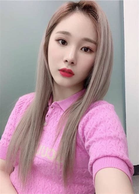 mia height weight age boyfriend family facts biography