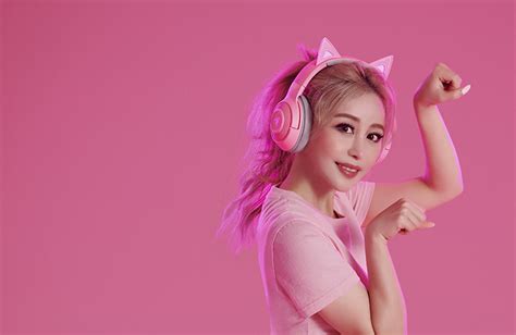 Hello Kitty and Friends Razer Kraken BT wireless headset - lagoagrio.gob.ec