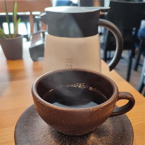 Kava | Best specialty coffee shops in Porto, Portugal