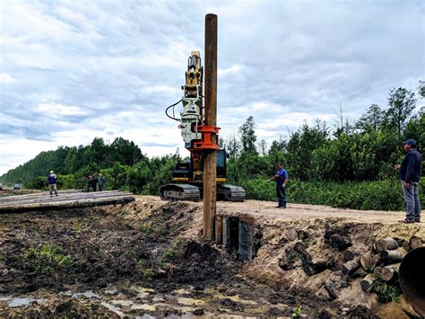 Vibratory pile driver in Belarus | Gilbert Products