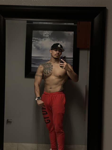 ajhr24 (@her93933999) / Twitter