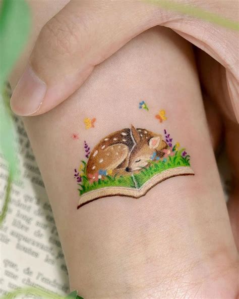 Desenhos Delicados Para Tatuar - Tatuagem feminina delicada: 24 Opções de artes para te inspirar na hora ...