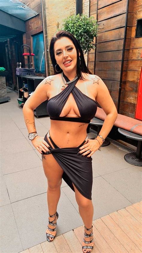 Monica Lima's feet