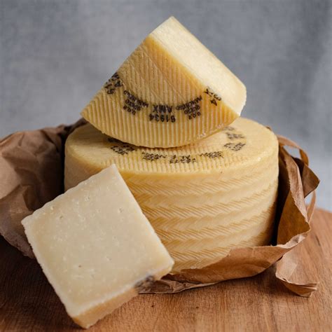 pecorino romano  cheese shop pte