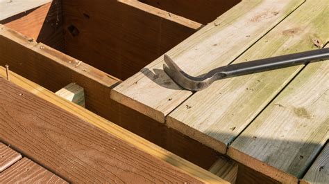 how much to repair a deck