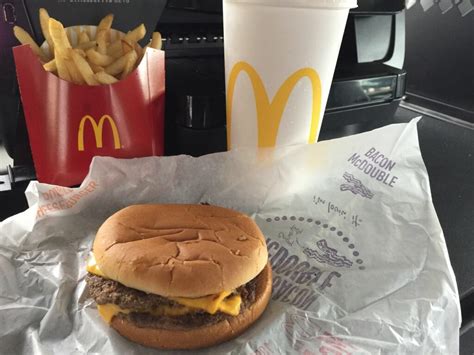 mcdonalds  cheeseburger meal     thefoodxp