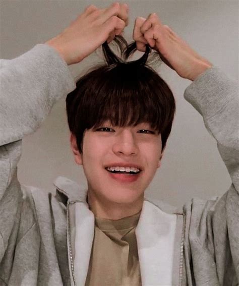 seungmin skz | Stray kids seungmin, Kids icon, Celebrities funny