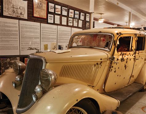 Bonnie and Clyde Car, Bonnie and Clyde Museum, Gibsland, Louisiana ...