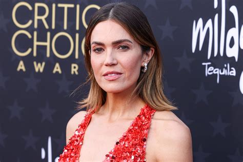 Mandy Moore's Unrecognizable Look Leaves Fans Concerned