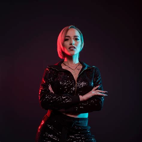 Eli Fantasy apuesta a la sensualidad en su nuevo sencillo - Primera Hora