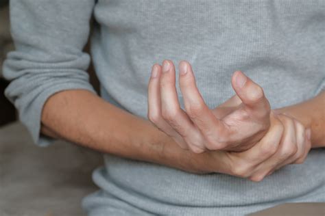 financial   hand injuries  australia super claims assist
