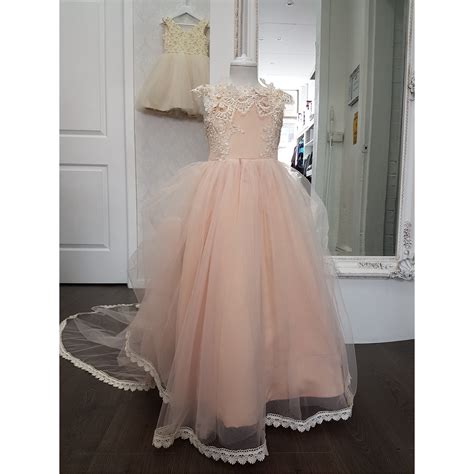 Arianna flower girl dresses australia | Pre-order Size 2 | Mini