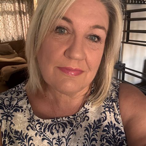 Lizzie Stewart - Good morning everyone 🥰 ℕ𝕖𝕧𝕖𝕣 𝕘𝕚𝕧𝕖 𝕦𝕡,... | Facebook