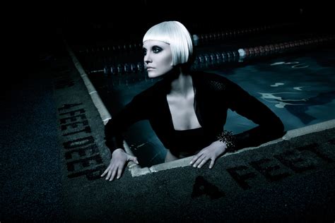 fashion production: tomaas