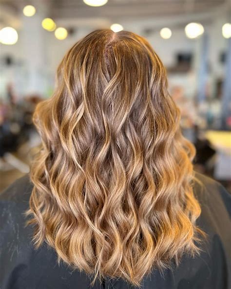 35 Honey Blonde Hair Color Ideas for Fresh Look - Hood MWR