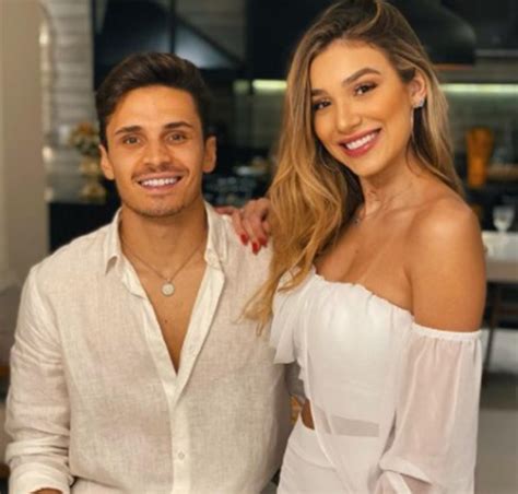 Irma Do Luan Santana - Bruna Santana, irmã de Luan Santana, está noiva de Raphael Veiga ...