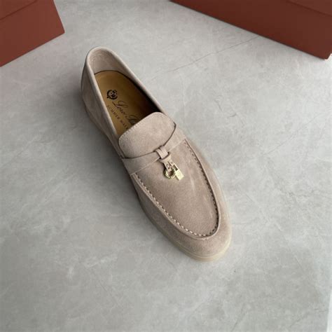 Мокасины Loro Piana - купить с доставкой по выгодным ценам в интернет ...