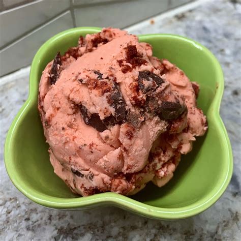 red velvet cake and ice cream