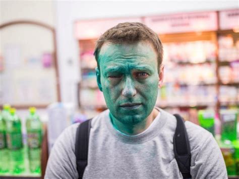Navalny Green - Russian Opposition Politician Rushed To Intensive Care ...