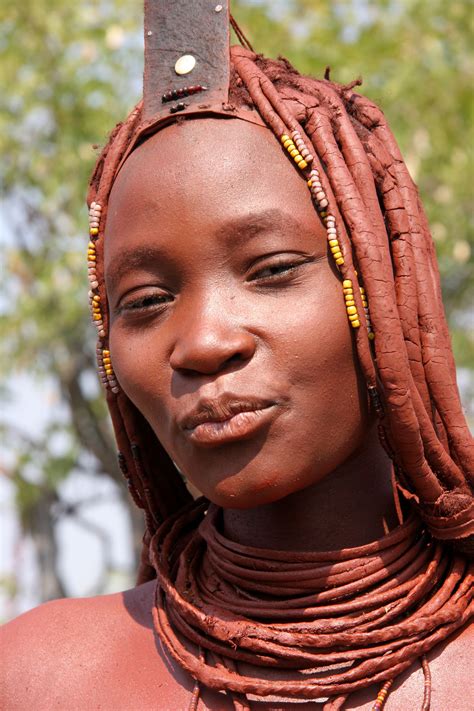 Namibie Himba | Himba people, African hairstyles, Tribes women