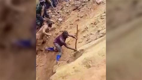 Watch Noticias Telemundo Highlight: En video: Mineros atrapados en una ...