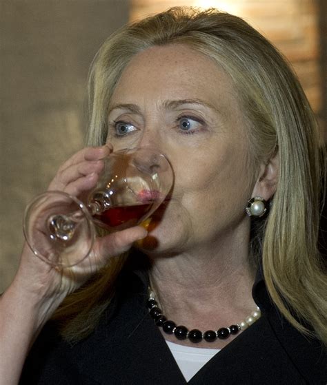 4 Kinds Of Hillary Clinton Speeches & What Wine Pairs Best With Each One