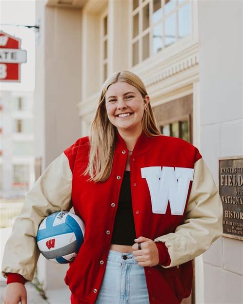 Sarah Franklin, Outside hitter, Wisconsin Badgers - NIL Profile - Opendorse