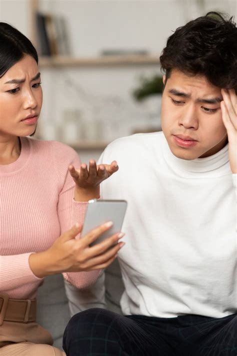 6 Types Of Marital Affairs - KIZZES & HUGZ