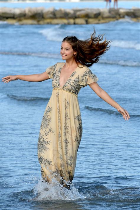 Sexy Beautiful Babes: Barbara Palvin – Photoshoot in Venice, Italy 8/30