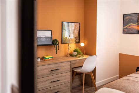 Gallery - Landlord Furniture Co