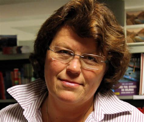 Romane von Ildikó von Kürthy in der richtigen Reihenfolge - HeimHelden®