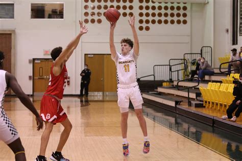 Bearcats take on the Wolverines - Saint Vincent College