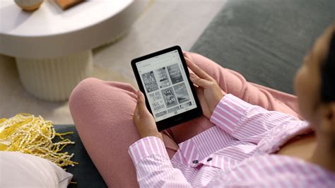 Amazon.com: Amazon Kindle Paperwhite Bundle: Includes, Amazon Kindle