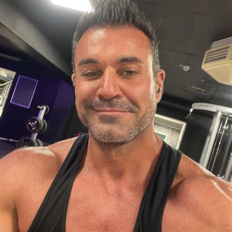 Dein Körper hat eine einzigartige Sprache. Manchmal sind es kleine