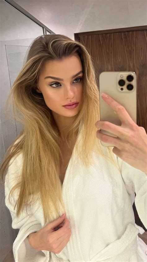 Krystyna Pyszková [2022-12-30] : r/ladyladyboners