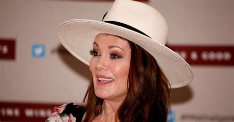 lisa vanderpump accumulate   million net worth