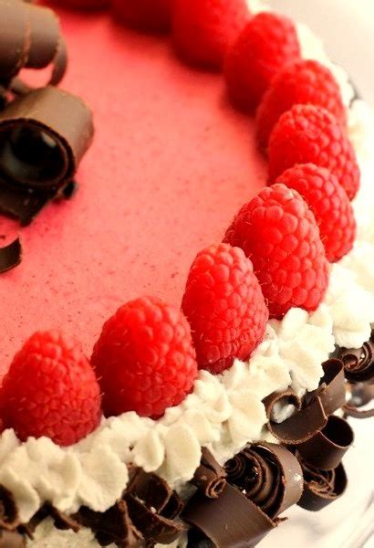 raspberry cake recipe tom
