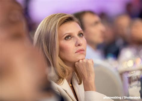 Олена Зеленська вразила ефектним вбранням на публіці (фото)