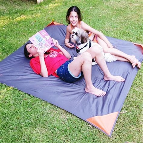 Коврик для пляжа и пикника с карманами Beach Mat 2 местный 140x200 см ...