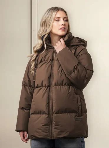 Campera De Abrigo Rusty Overnight Puffer Mujer Marron | Mismo precio en