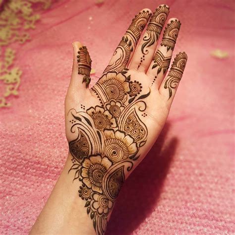 easy arabic mehndi designs  left hand