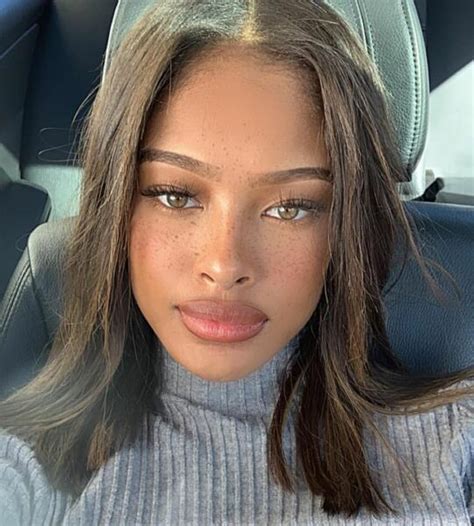 Vinetria: Wiki, Bio, Career As A Model, Family, Relationships