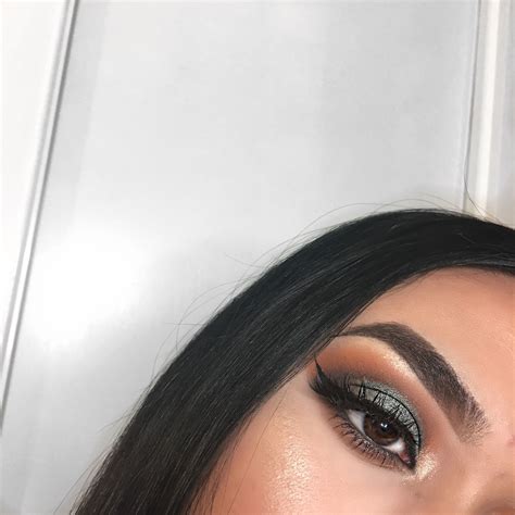 This lid coolor is everything it's nyx cosmetics 'jaded de jade