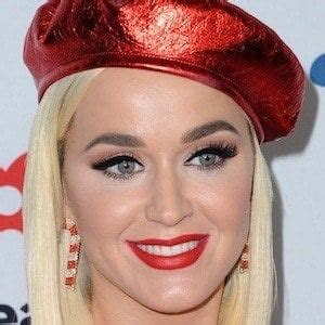 Katy Perry Age - Uzugara
