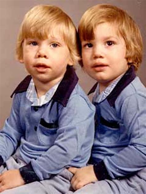 27 Photos of Ashton Kutcher When He Was Young