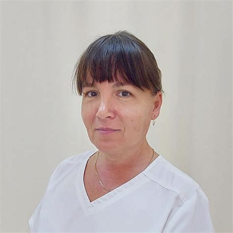 Средний медицинский персонал медцентра Медикъ