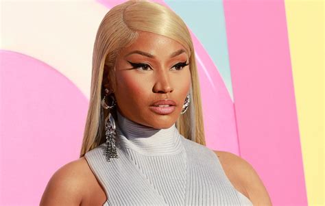 Nicki Minaj Mae E Pai