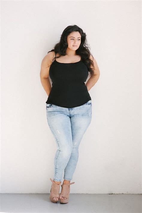 Sophia Adams - photo, video, height and weight